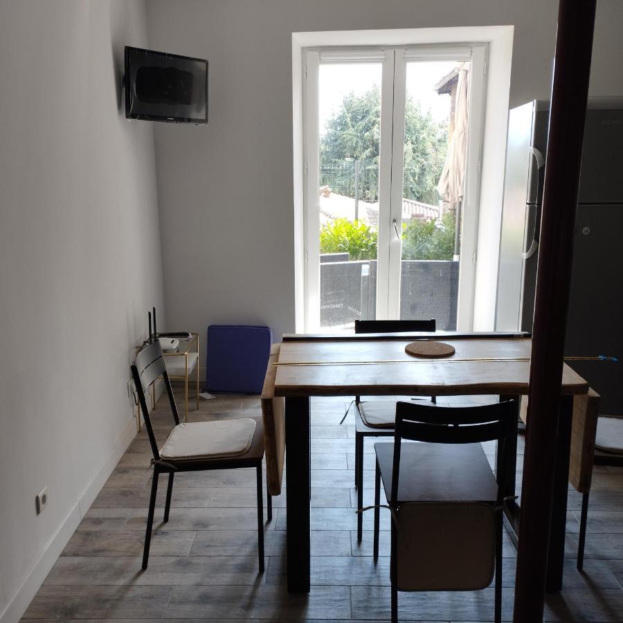 Trevoux: Loft Ravissant Avec Terrasse Apartment Ngoại thất bức ảnh