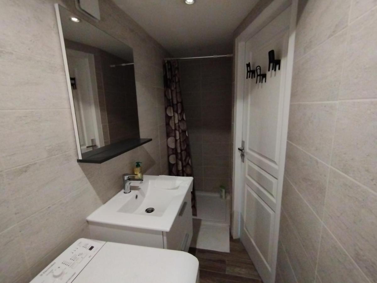 Trevoux: Loft Ravissant Avec Terrasse Apartment Ngoại thất bức ảnh